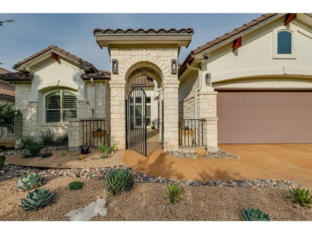 107 Feritti Dr