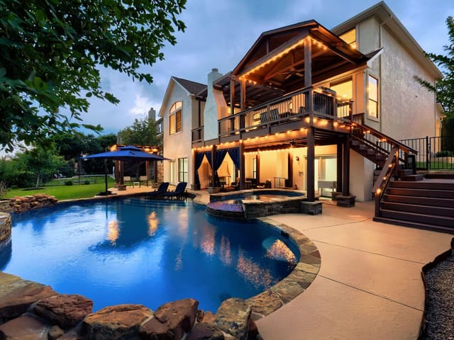 107 Hensley DR
