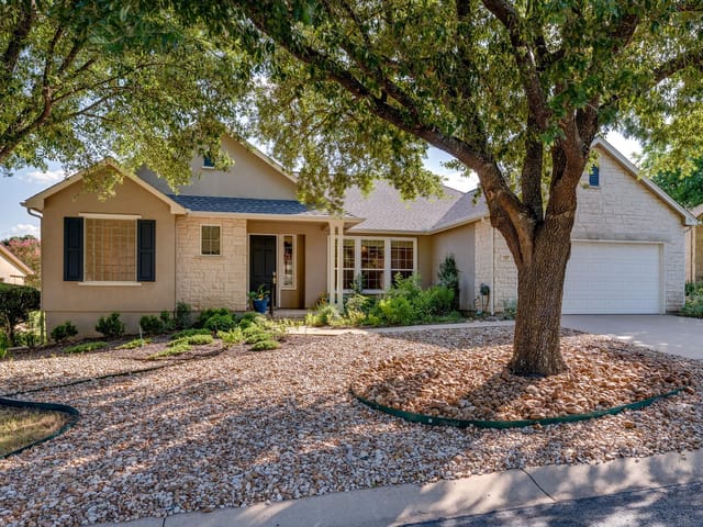 107 Lantana DR
