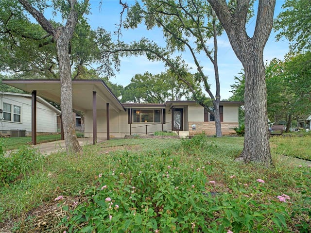 107 Mandalay LN