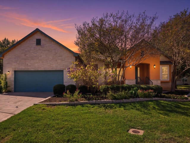 107 Mulberry CIR