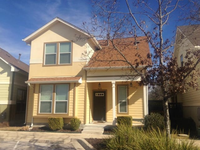 10700 Macmora Rd Unit #105