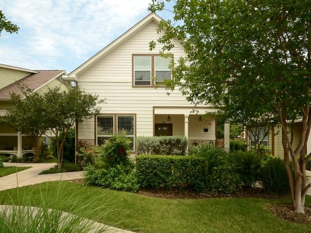 10700 Macmora Rd Unit #114