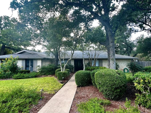 10700 Spicewood Club Dr