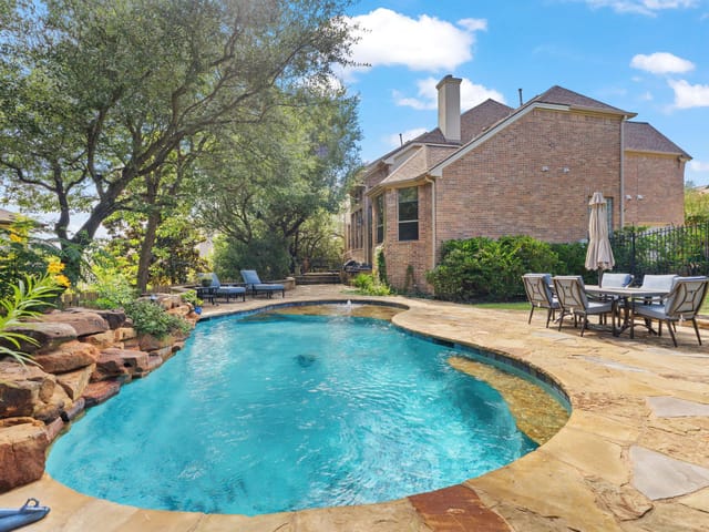 10700 Spiderling CT