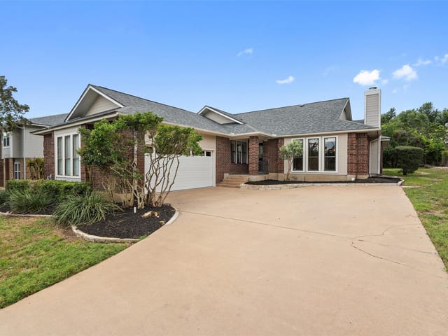10704 Callanish Park Dr