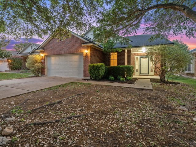 10704 Harley Ave