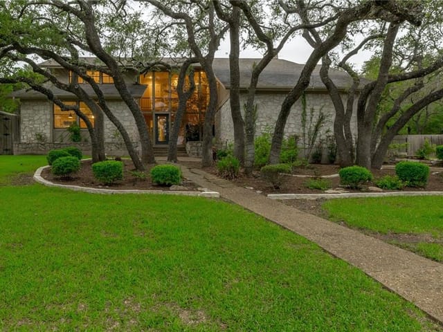 10704 Spicewood Pkwy