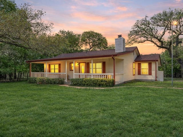 10706 Creek View Dr