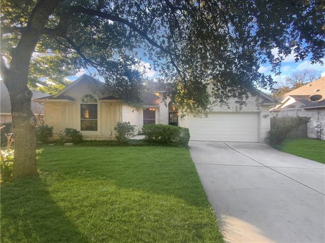 10707 Pinkney Ln