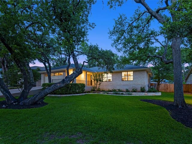 10707 Windridge Dr