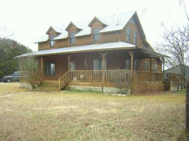 10708 Hibbs LN