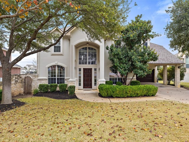 10709 Pointe View Dr