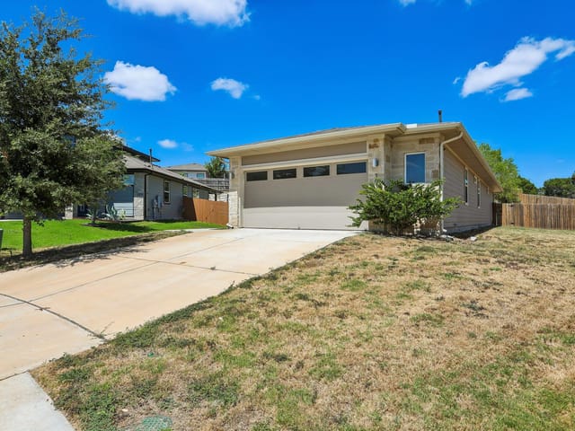 10724 Deaton LN