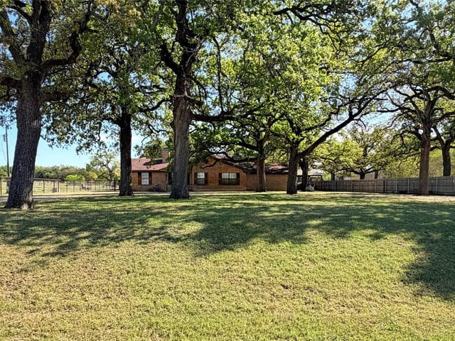 1076 FM 2095