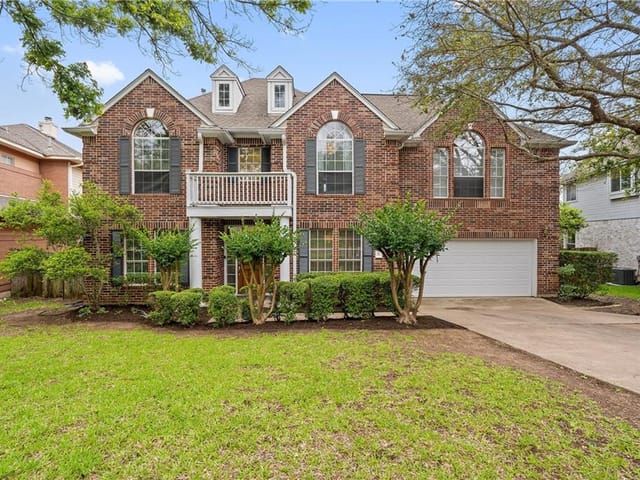 10761 Yorktown Trl