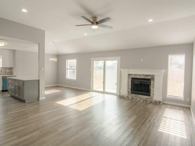 108 Cottonwood Dr