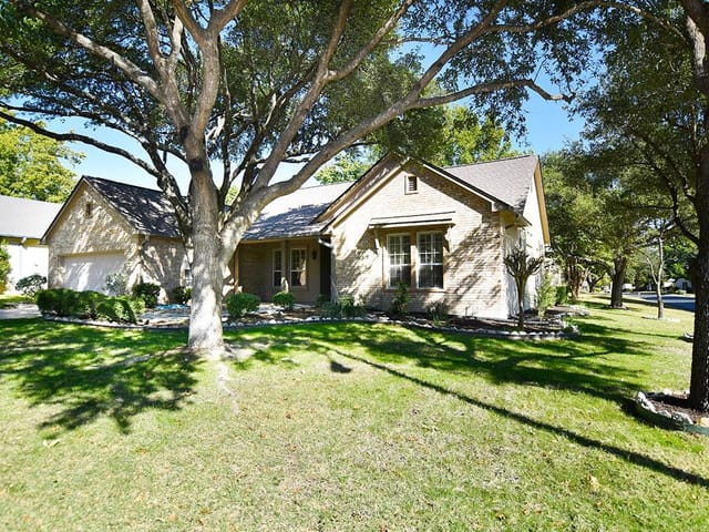 108 High Trail Dr