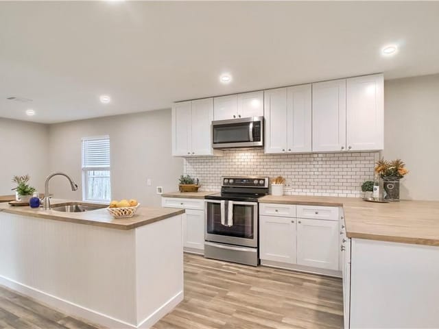 108 Irene St