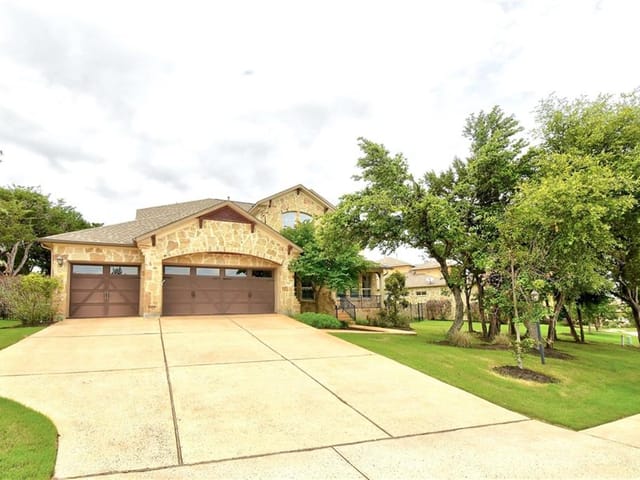 108 Kildrummy LN