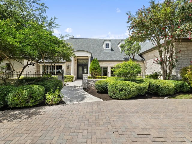 108 Las Lomas CT