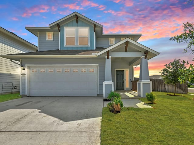 108 Living Reef DR