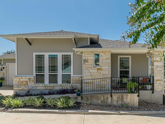108 Mulligan Dr Unit #103