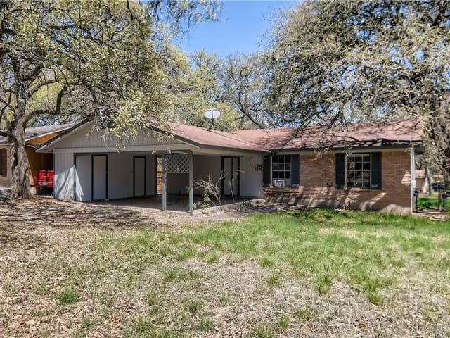 108 WHITE OAK Dr