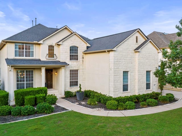 108 Whitley Dr