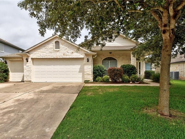 10804 PALL MALL Dr