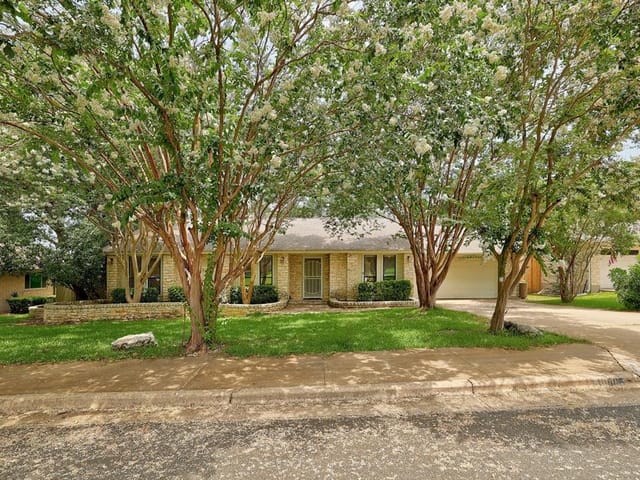 10805 Catthorn Cv