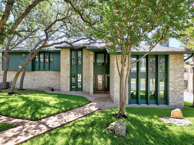 10805 Spicewood PKWY