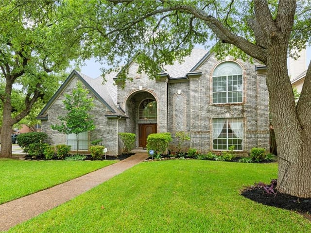 10807 Redmond Rd