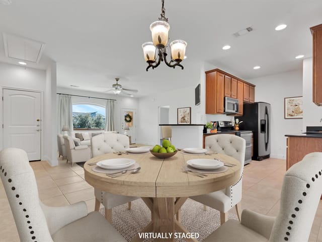10808 Timber Cir