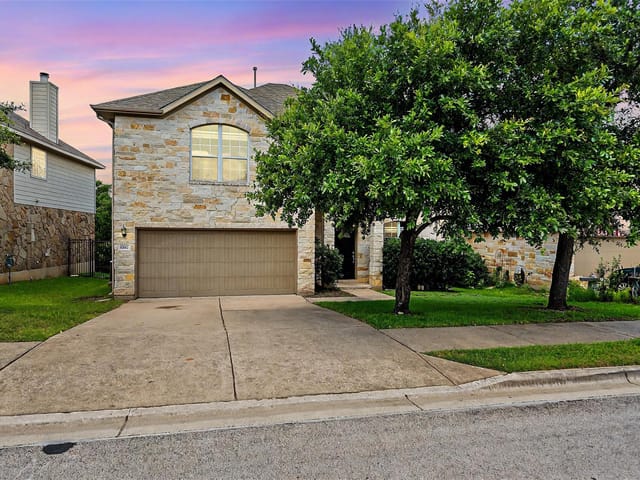 10812 Casitas Dr