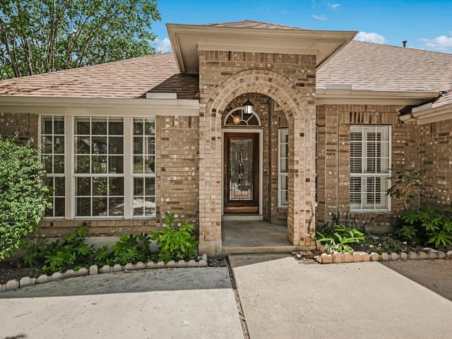 10817 Redmond RD - property photo 1 - Luxury home in Circle C Ranch Ph B Sec 3 Rep, Austin, TX