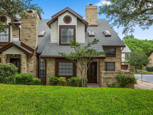 10819 Crown Colony DR Unit #27