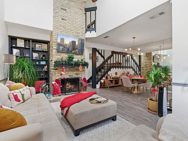 10819 Crown Colony DR Unit #33