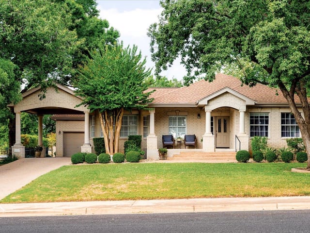 10825 River Plantation DR
