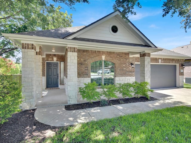 1086 Sussex Way