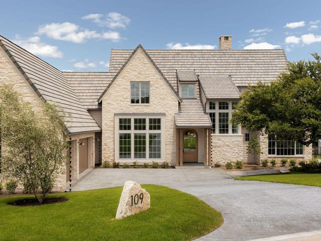 109 Delayne DR