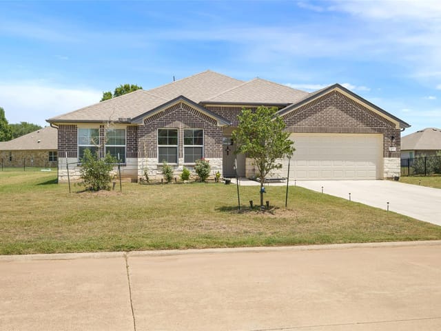 109 Egret Dr