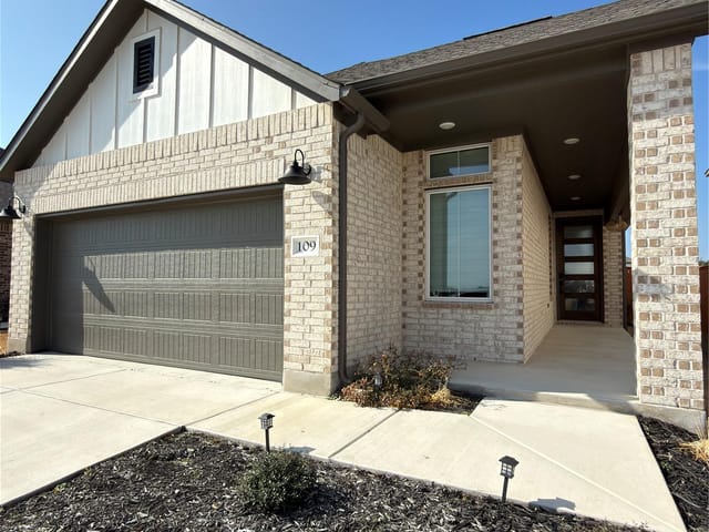 109 High Valley Dr
