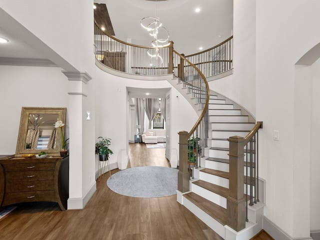 109 Leon LOOP