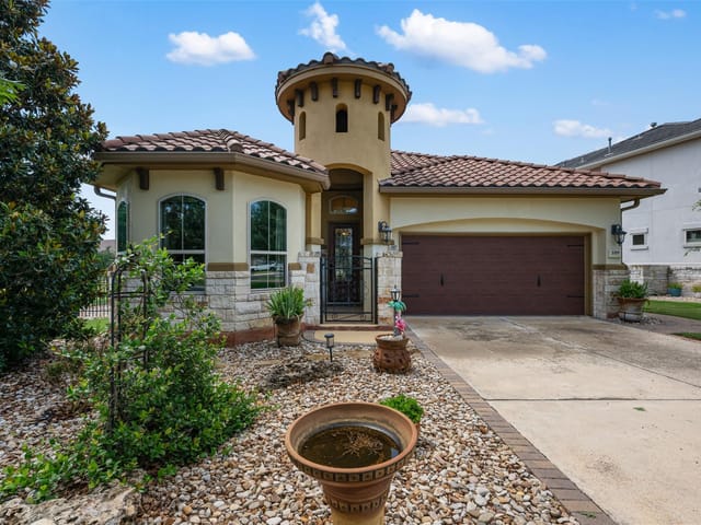 109 Limestone DR