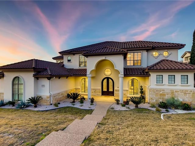 109 Neville Wood Ct