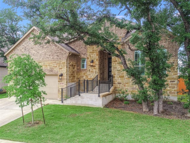 109 Quiet Oak Rd