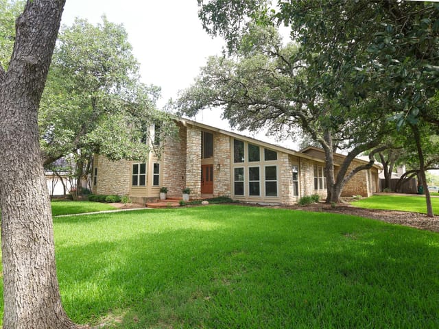 10901 Country Knoll KNLS
