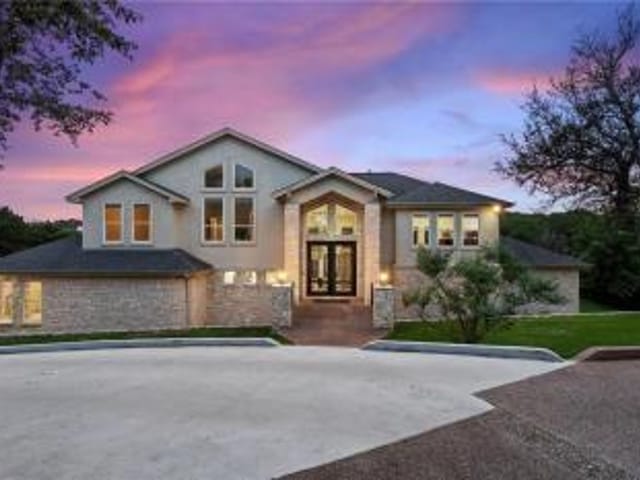 10905 Centennial Trl