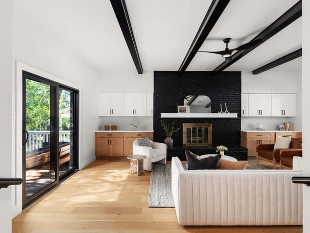 10905 Chateau Hl